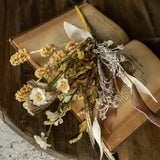 12" White Mini Daisy & Heather Pick